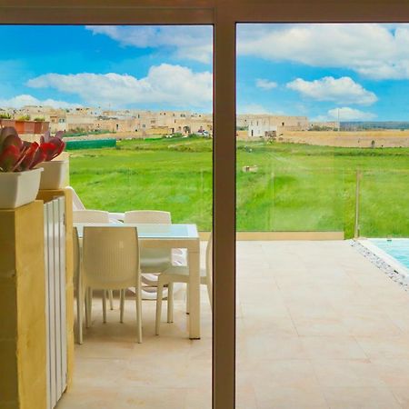 Inni Holiday Home With Infinity Pool Gharb  Exterior photo